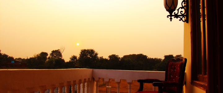 Explore Offbeat Orchha hotels fagun Haveli