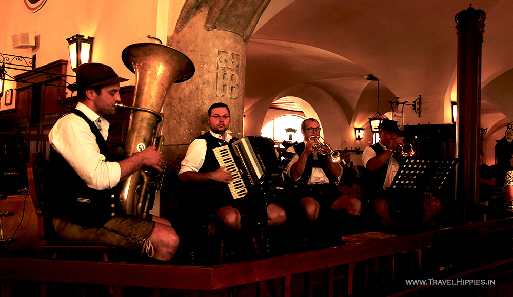 What to see at Hofbrauhaus