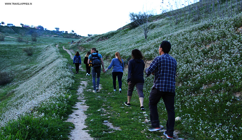 Hiking in Sacromonte Gypsy Caves of Granada